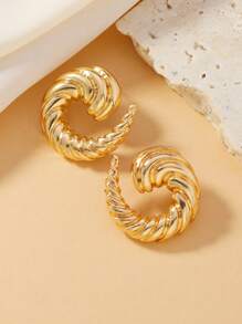 一对时尚夸张金属蜗牛眼耳环