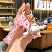 Sanrio Porte-clés figurine Kawaii Anime Fleurs de cerisier Sakura mignon pour fille. Accessoire pour Noël, voiture, sac à dos d'école, cadeau