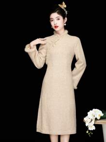 Women's Apricot Vintage Embroidered Mink Fur Collar Elegant Romantic Qipao Dress, Winter Long Sleeve Chinese Dress - Apricot - View 1