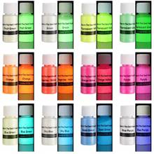 Plantilla de madera de pintura y pigmento