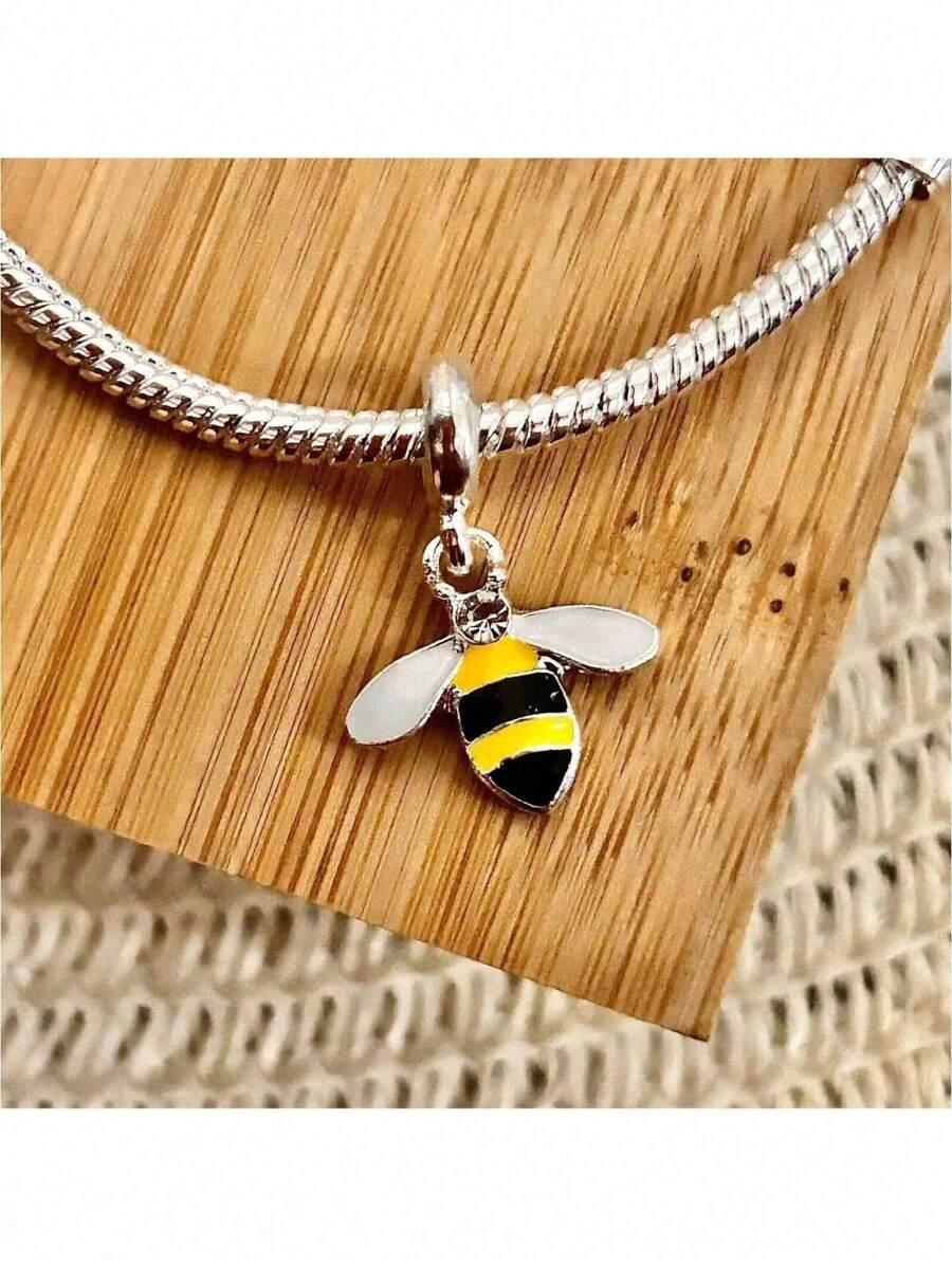 925 Silver Plated Bee Charm - 銀色 - 查看 1