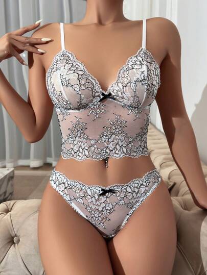 Women Hollow Verleidelijke Kanten Lingerie BH Panties Set view 4