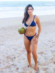 Triangle Bikini With Removable Pads And Lined Beads - Style And Comfort In The Right Measure - 藏蓝色 - 查看 3