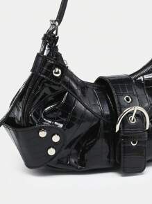 女士轻便便携式复古斜挎包：朋克和哥特式 Y2K 风格素食皮革摩托车钱包，配有铆钉、金属链和可调节肩带 - 适合青少年、大学女生、街头时尚、音乐会、音乐节和前卫服装的配饰。