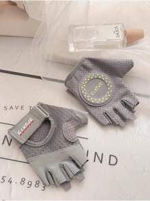 BAMANSHI 1 Pair Cycling Gloves Anti-Slip Mountain Bike Gloves For Breathable Biking Gloves Shock Absorbing MTB Bicycle Gloves Half Finger Suitable For Fitness, Yoga, Outdoor Sports Halloween