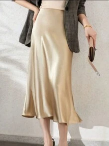 Shiny Maxi Skirt With Smooth Vertical Fabric - Màu be - Xem 1