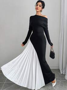 Elegant Off Shoulder Pleated Color Block Long Dress For Women - Black and White - View 3
