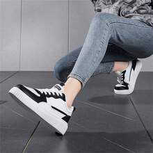 36-45 男女通用休闲运动鞋，女士软底平底鞋，男士系带轻便低帮日常鞋