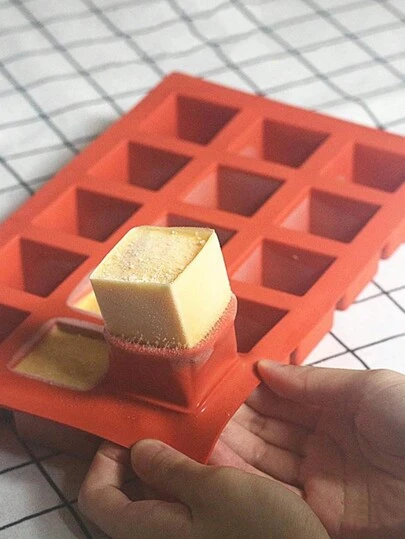 1pc 15-cavity Square Shaped Silicone Cake Mould, Brick Red 3.4cm 3d Cube Chocolate & Mousse Mould Can Be Used For Ice Cubes, Soaps, Candles, Candies, Jellies Baking Tool