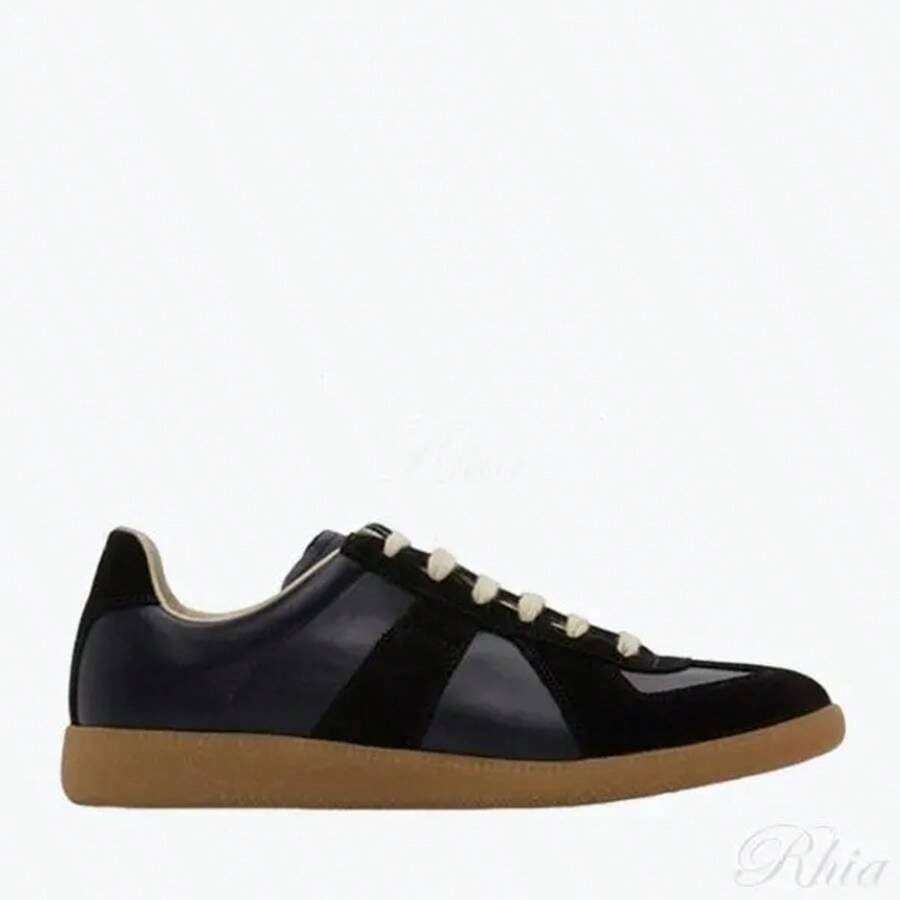 Maison Margiela Replica Low Top Sneakers Black - Black - View 1