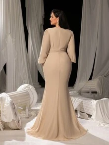 Faeriesty Curve Empowering Plus-Size V-Neck Evening Gown With Lantern Sleeves & Sculpted Mermaid Hem – Timeless Floor-Length Formal Dress For Weddings, Black-Tie Galas, Award Ceremonies, Opera Nights, And High-Profile Charity Events - Champagne - View 3