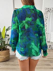 Women's Autumn Chiffon Floral Print Ruffle Sleeve Elegant Blouse - Green - View 3