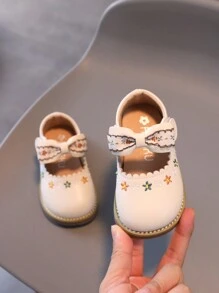 1 双女童蝴蝶结和塔形刺绣设计 PU 软皮公主婴儿鞋，轻质防滑鞋底，适合春、夏、秋、冬季的幼儿女童鞋 - 米色 - 查看 2