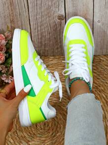 白色荧光绿多巴胺潮流欧美风户外滑板系带圆头低帮运动鞋，女士运动鞋，礼物 - 彩色 - 查看 2
