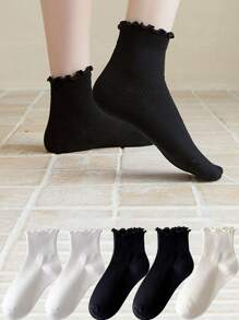 YiPinOu 5 Pairs Harajuku Ruffle Socks Women Girls Sweet Black White Ruffle Hem Frill Socks Lolita Soft Breathable Ankle Loose Lettuce Trim Short Sock - Multicolor - View 1