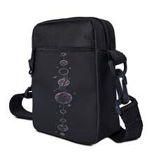 Shoulder Bag Planetas Mini Pochete Bolsa Transversal Pequena Preta Unissex - Preto - View 4