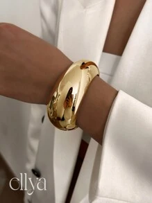 1pc Vintage Minimalist Multi-Element Asymmetrical Big Cuff Bracelet, Exaggerated Fashion Wide Face Adjustable Wrist Open Cuff Bracelet For Women, High-Quality Dual-Sided Spring Bracelet, Multi-Functional Stackable Jewelry, Suitable For Daily Decoration, Party And Banquet Jewelry, Holiday Gift Jewelry