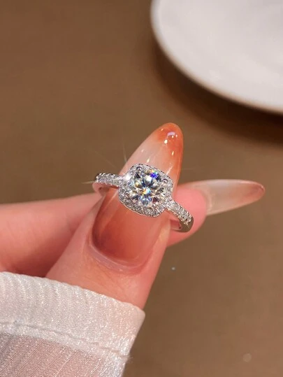 1pc S925 Sterling Silver 0.5ct Classic Square Moissan Diamond Engagement Ring Wedding Band Round Promise Ring Eternity Ring Wedding Anniversary Ring Luxury Ladies Jewellery Gifts
