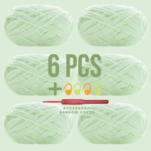 6 件/包，300 克（50 克*6），附赠免费礼品（随机颜色钩针 + 针迹标记），粗 DIY 针织纱，50 克/球，60 米/球，适用于围巾、钩针鞋、玩具等