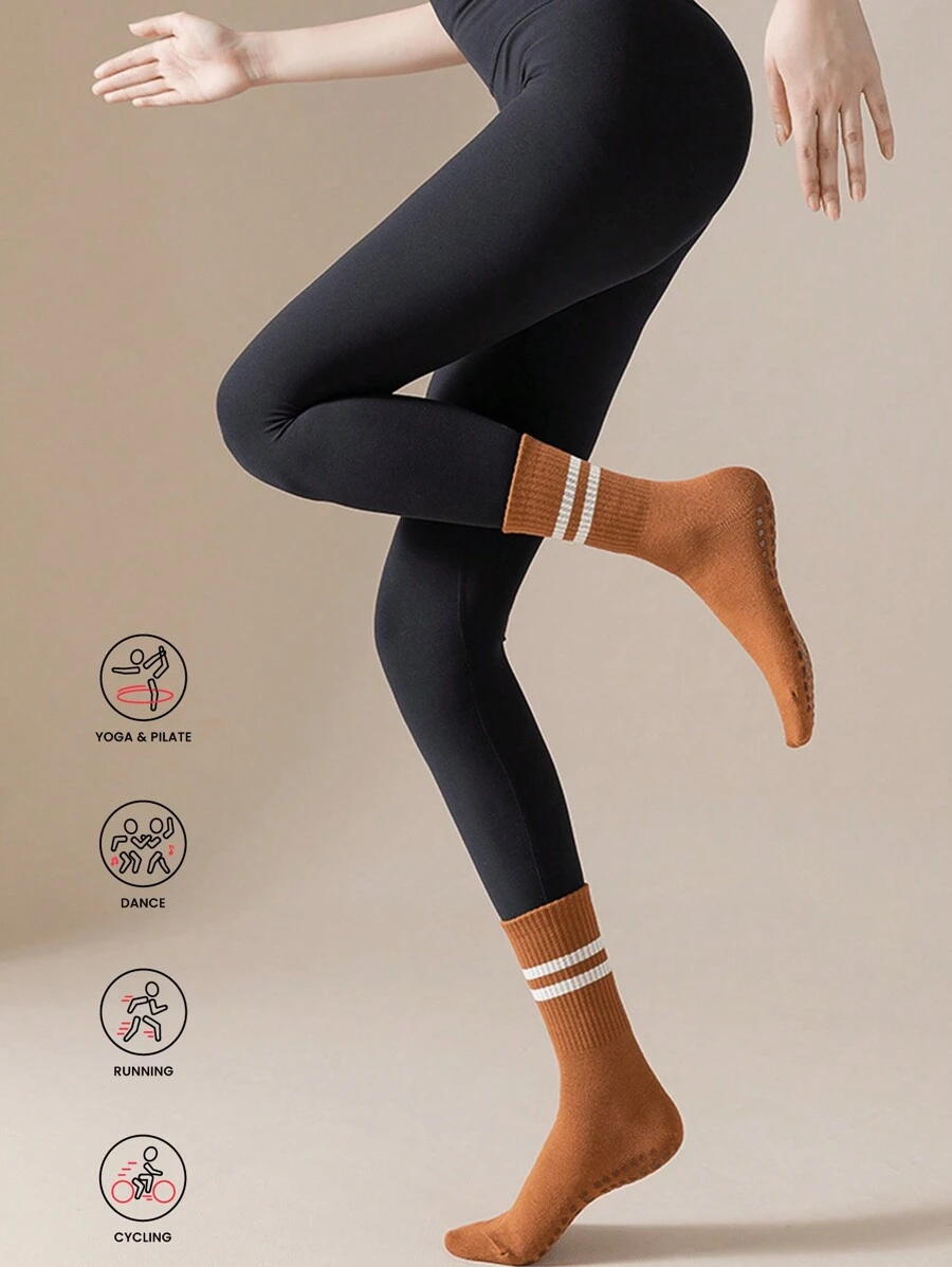 1 Pair Women's Non-Slip Socks, Professional Non-Slip Socks For Yoga, Pilates, Fitness, Gymnastics, Moisture-Wicking, Breathable, Suitable For Daily Use Mid-Calf Socks - Multicolor - View 1