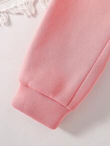 Young Girl Heart Print Crew Neck Sweatshirt And Sweatpants Set