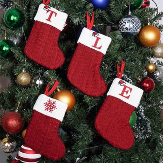 1 Red Knitted Christmas Stocking Pendant, Christmas English Letter Snowflake Stocking Pendant Accessories, Christmas Party Decoration 2025 New Year Party Gift Supplies, Personalized Christmas Pants, Family Holiday Christmas Home Decoration, Christmas Tree Decoration