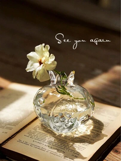 1pc Mini Pomegranate Flower Vase, Transparent Glass, Can Hold Water For Floral Arrangement, Handmade, Creative Ins Style Small Decor, Birthday, Graduation, Home Decoration Vase