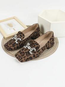 Women's Casual Metal Decor Low Heel Comfortable French Elegant Loafers For Daily Wear And Commuting