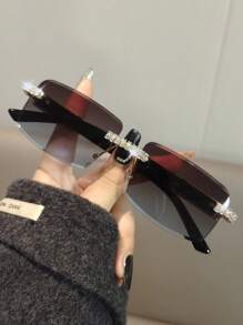 Leopards play ball 1 Pair Rhinestone Decorated Frameless Rectangular Fashion Fashion Glasses, Unisex, Suitable For Driving, Beach Travel, Summer Beach Vacation, Outdoor Activities, Etc. - Rhinestone Decorated Frameless/diamond Cut 3D Lenses - View 12