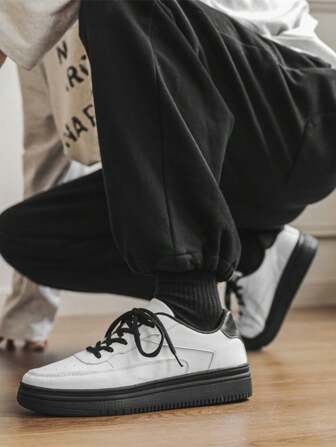 2024 New Arrival Men's Casual Sneakers, Versatile Classic Small White Shoes, Sports Skateboard Shoes, Fashion Korean Style Leisure Shoes