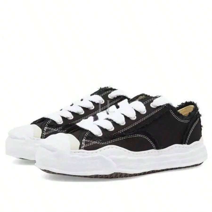 Maison Mihara Yasuhiro Hank OG Sole Canvas Low Top Sneakers Black - 黑色 - 查看 1