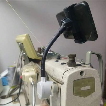 Universal Sewing Machine Phone Holder, Magnetic Rotatable Mobile Clip, Shockproof, No Electricity Or Battery Required - Black