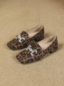 Women's Casual Metal Decor Low Heel Comfortable French Elegant Loafers For Daily Wear And Commuting