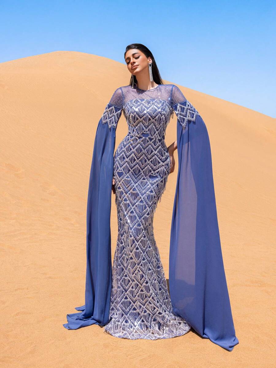 Faeriesty 女士圆领亮片正式晚礼服，超长披肩式袖子，优雅蓝色美人鱼裙摆，饰有流苏细节，拉链闭合
