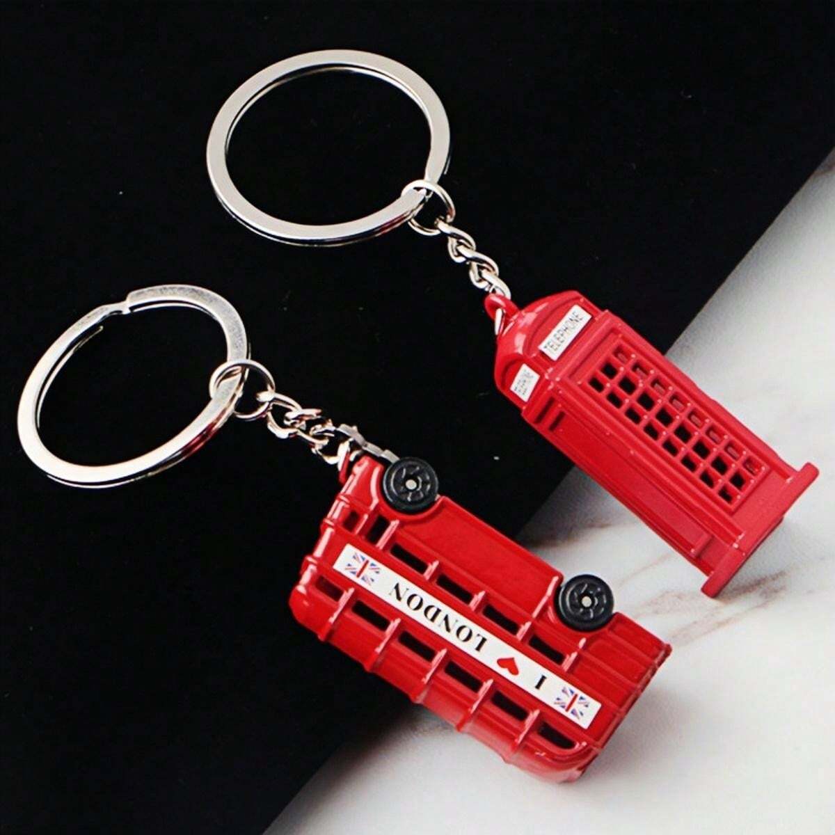 London Souvenir Keychain Creative Travel Keepsake Charm Featuring