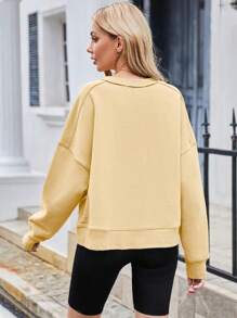 Camiseta deportiva corta de silueta grande para mujer, sudadera con capucha de color liso para ocio de mujer