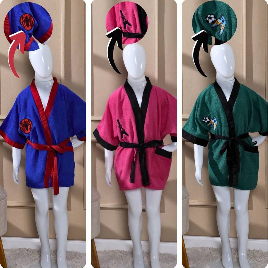 MeF Mae e Filho Children's Bathrobe For Teenagers Characters In Terry Cloth Fabric With Pocket And Embroidery - Green Embroidered Football - View 1