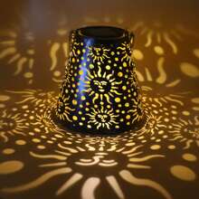 1 Stück Solar betriebene dekorative Laterne mit Schmetterling/Sonnensymbol/Kreis Design aus Eisen, einfache pastorale Gartenbeleuchtung, Schatten-Effekt, wasserdicht, zum Aufhängen, Außenbeleuchtung für Wege, Garten, Terrasse