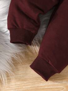 Bộ 2 món đồ chơi trẻ em: Áo hoodie dài tay và quần dài họa tiết trái tim, thích hợp cho mùa xuân/thu. - Màu Đỏ Sâu - Xem 7