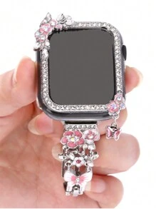 1个蝴蝶吊坠设计，触屏灵敏，无需贴膜，兼容，表壳和流苏合金表带需另行购买。表带和表壳可组合购买，享受更多优惠。兼容 Ultra/SE/8/7/5/4/3/2，尺寸为38/40/41/42/44/45/49毫米。