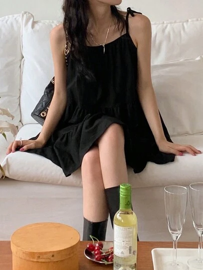 2025년 여름 프렌치 레트로 레이어드 러플 헴 캐주얼 루즈 A라인 캐미 드레스 여성 패션 세트 블랙 엘레강스