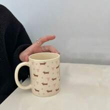 1个趣味腊肠犬图案陶瓷咖啡杯，送给朋友的生日/周年纪念/节日的励志礼物，适合派对，创意礼品，可用作咖啡杯、早餐杯、奶茶杯、情侣杯、牛奶杯，也是开学季必备单品 - 米色 - 查看 3