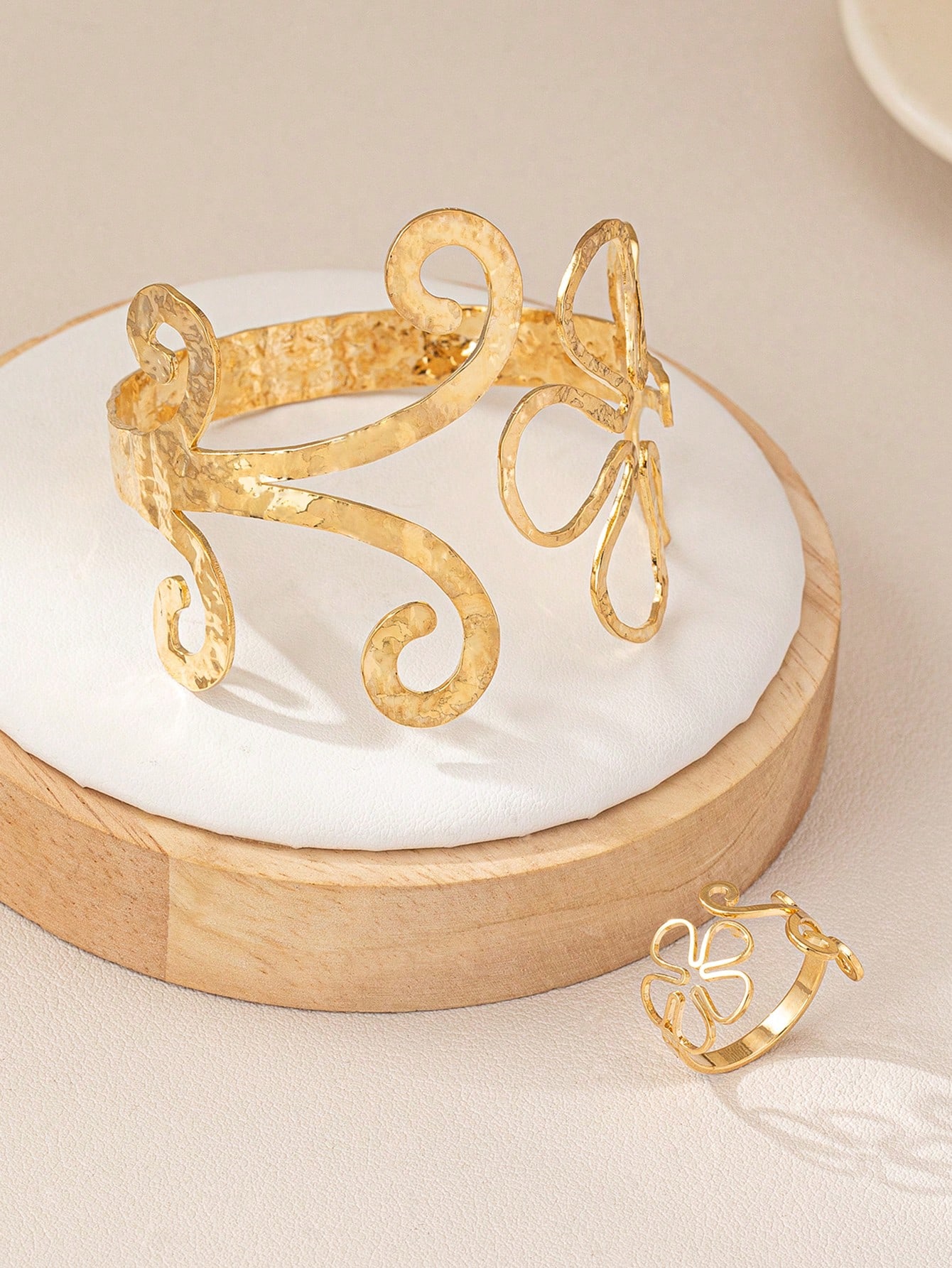 طقم سوار و خاتم