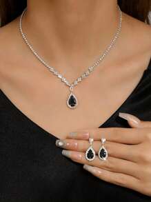 1 Set de joyas con collar y aretes con cristales de circonita completos y brillantes, apropiado para uso diario, fiestas y vestimenta de noche para mujeres