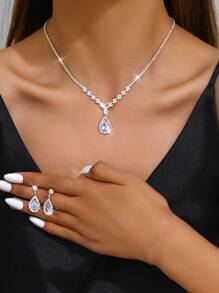 1 Set de joyas con collar y aretes con cristales de circonita completos y brillantes, apropiado para uso diario, fiestas y vestimenta de noche para mujeres