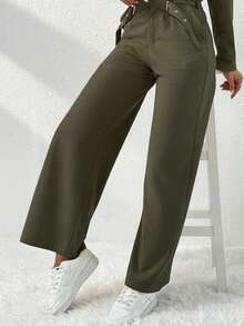 Conjunto de dama fashion tipo cargo con tela de pana y cinturones cruzados - Verde militar - Ver 5