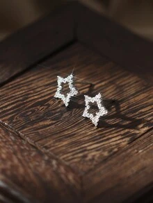 1 Cặp bông tai đinh tán hình ngôi sao rỗng mạ bạc Sterling 925 vàng trắng, bông tai sang trọng cao cấp tinh tế & thanh lịch, phù hợp cho phụ nữ trong cuộc sống hàng ngày, hẹn hò, tiệc tùng, mua sắm và kỳ nghỉ - Bạc - Xem 6