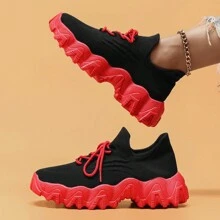 Women's Breathable Round Toe Slip-On Cushion Sneakers, Ladies' Casual Knitted Shoes - 黑紅 - 查看 2