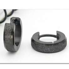 Pair Of Matte Black Hoop Earrings In Stainless Steel For Men And Women 4mm Korean Plated - màu đen - Xem 3