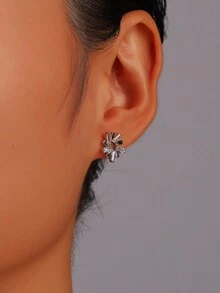 1 对 925 纯银镀铂金时尚方晶锆石水晶花耳钉，甜美森系旋转花朵耳环，适合女性派对约会日常佩戴 - 銀色 - 查看 4